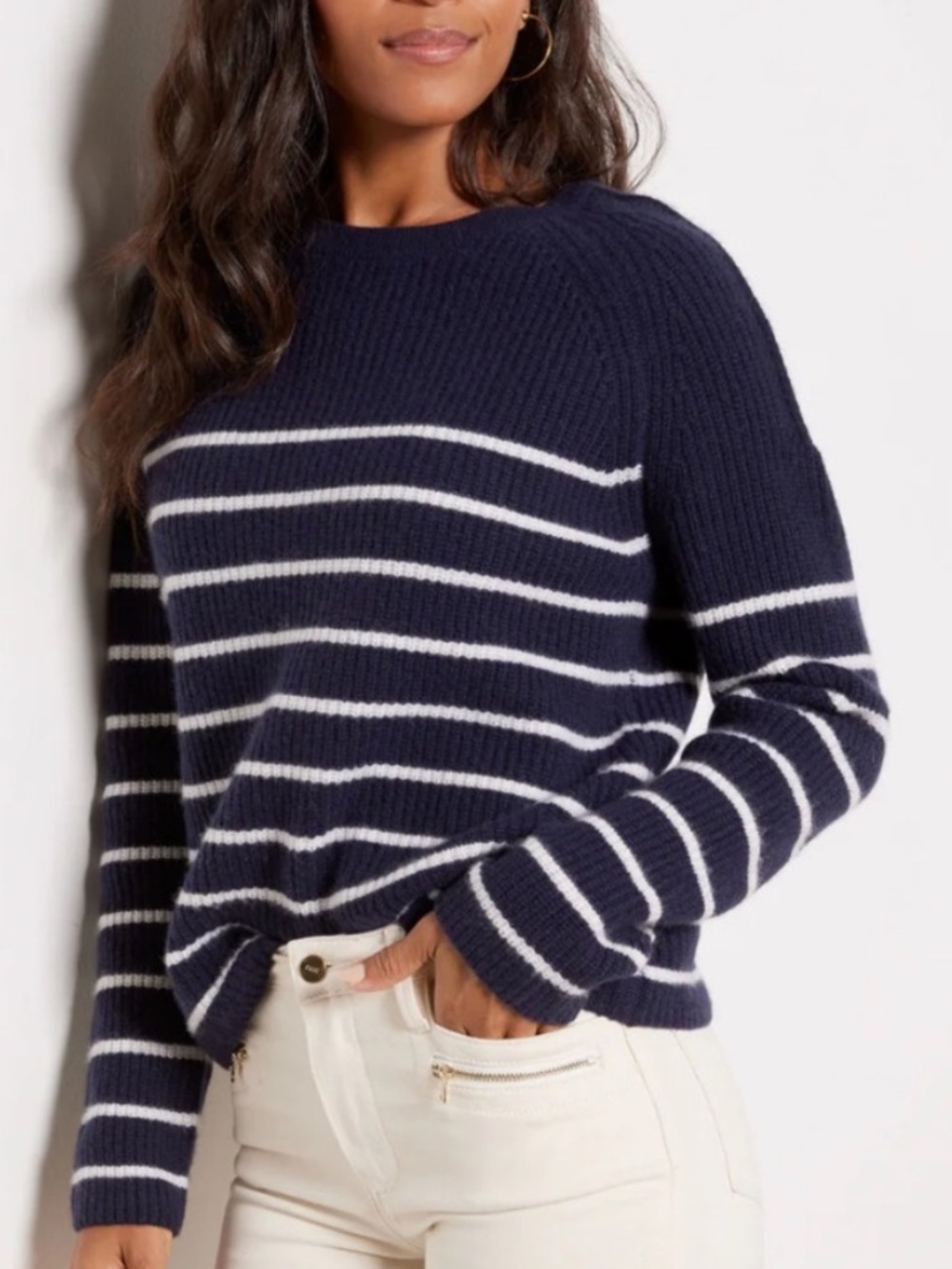 Evereve Navy & White Striped Crewneck Cashmere Sweater - Women XS